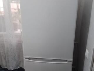 Холодильник - 150$