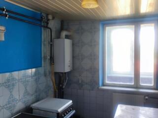 Продаётся 3-х комнатная квартира, центр, Глодяны