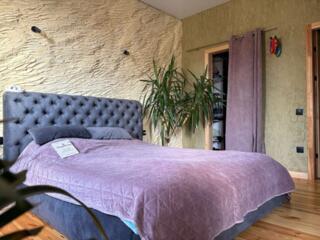 32588 Продам 3-х этажный дом вблизи Таирова.  ...