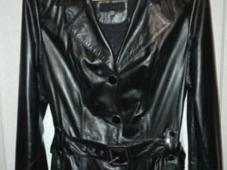 Женское кожаное пальто Green World (размер M, натуральная кожа)