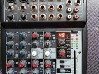 Пульт Behringer