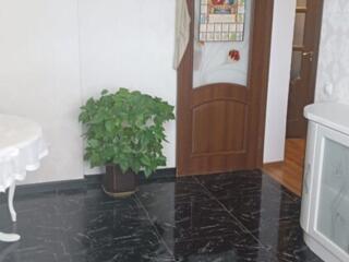 Срочно!!! Продам трёхкомнатную квартиру. 