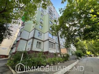 Apartament cu 2 camere, sect. Buiucani Vă propunem spre vânzare ...