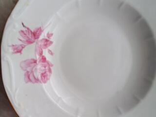 Новые тарелки и чайник