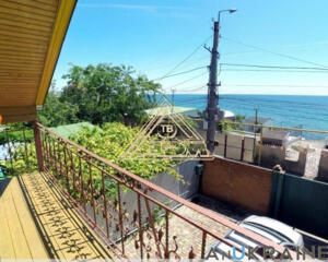 Продам дом с видом на море на ул.Набережной