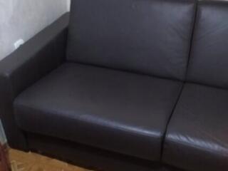 Тёмно-коричневый кожанный