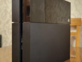 Продам PS4 FAT 500GB (CUH-1116A) 200$