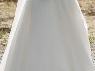 Продам шикарное свадебное платье