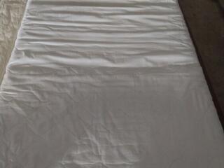 Продам недорого матрас