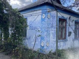 Продам  просторный дом в Буялыке расположенный на 20 сотках земли. В .