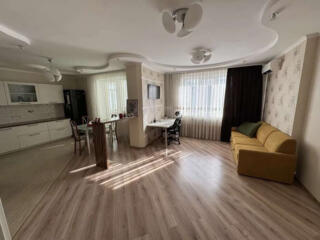 Сдаётся однокомнатная квартира. Дарницкий район, улица Ревуцкого, 9, .