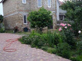 Два дома на одном участке в Черноморке