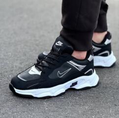 Продам кроссовки