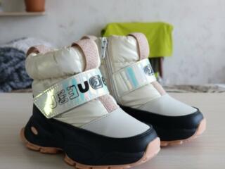 Предлагаю отличные детские зимние сапожки 