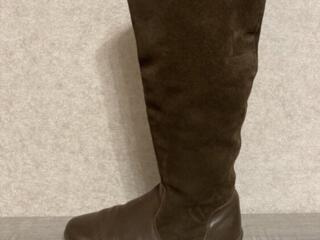 Продам натуральные (кожа/замша) демисезон сапоги, уютные. 40 размер.