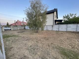 Продам участок  в с. Фонтанка по ул. Соборная 5 соток зели. Участок ..