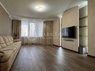 довгострокова оренда 3-к квартира Київ, Голосіївський, 900 $/міс.