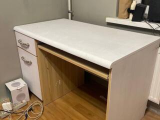 Стол компьютерный очень ДЕШЕВО!!!