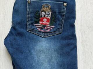 Джинсы на мальчика. Размер 128-134 см (8-9 лет)