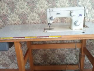 Швейная машинка Pfaff на запчасти