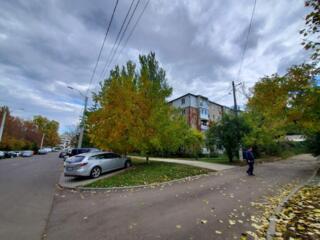 Apartament cu 2 camere, Botanica.