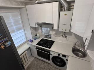 Продаж 1 кімнатної квартирки по вул. Космонавтів