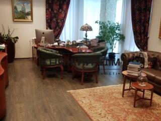 Оренда гарного офісу в самому центрі міста, ст. м.Золоті Ворота. Офіс 