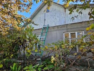 Пол дома с отдельным входом. Хомутяновка.