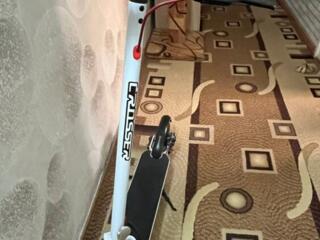 Электросамокат.