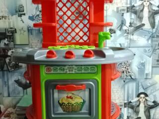 Продам детскую кухню.