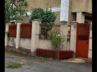 Продам дом, 2 этажа, 11 соток земли