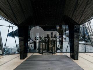 Spre chirie oficiu ce este amplasat în inima financiară a ...