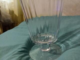 Продаю Вазу, новая