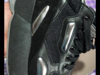 Кроссовки кожаные Новые!