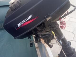 Продам лодочный мотор.