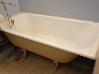 Отдам даром советскую мебель