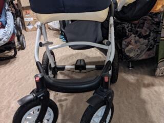 Продается коляска зима-лето