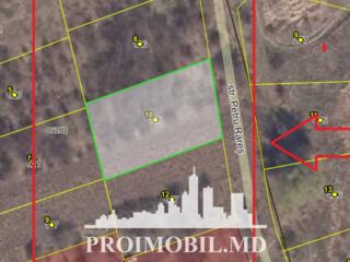 ​ Spre vânzare se oferă teren pentru construcție, situat în com. ...