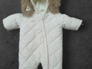 Продам Зимний комбинезон (Пух) 68 размер (3-6 месяцев)