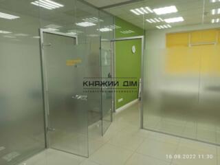 Здається в довгострокову оренду офіс біля метро Нивки по    вул ...