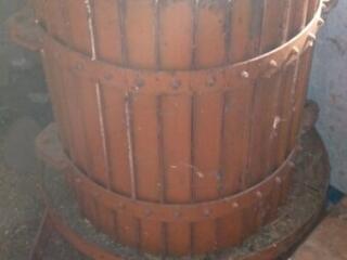 Пресс виноградный