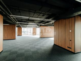 Spre chirie oficiu ce este amplasat în inima financiară a ...