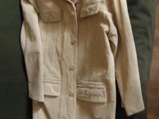 Новая испанская замшевая демисезонная куртка "Clockhouse" р. M - 1000