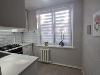 2 комн, Балка, Школа 18, 5/5, с ремонтом