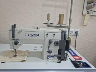 Продам зигзаг промышленный со столом