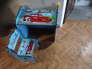 Продам столик