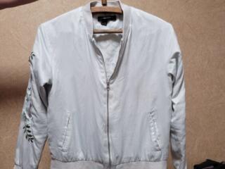 Ветровка на девочку 8-9 лет