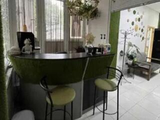 Почніть beauty-історію саме тут! Салон 80 м2 в епіцентрі руху.