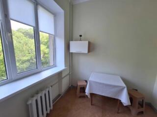 1-комнатная, сталинка, 36 кв. м. ул. Ришельевская