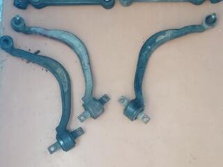 Нижние передние рычаги Мицубиси Галант 7 1994 год, под реставрацию